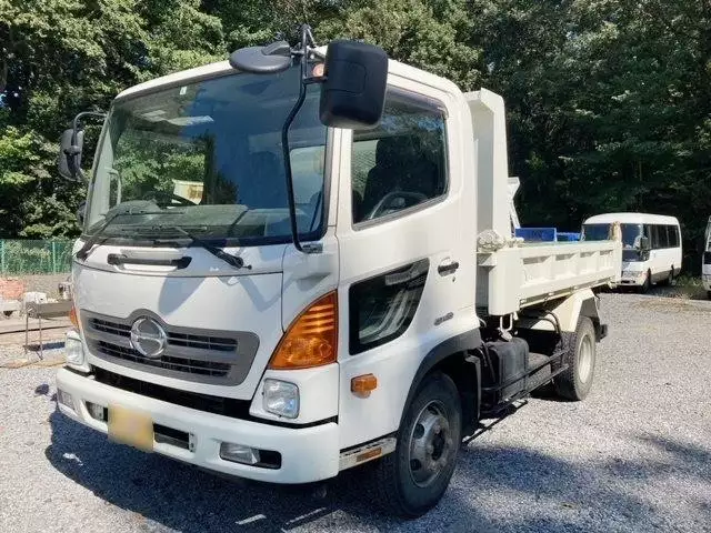 平成24年09月中古中型日野レンジャーの画像1