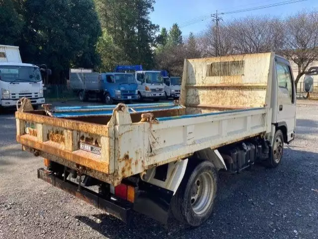 平成23年11月中古小型いすゞエルフの画像3