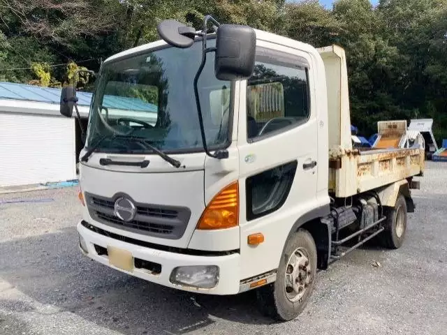 平成23年08月中古中型日野レンジャーの画像1