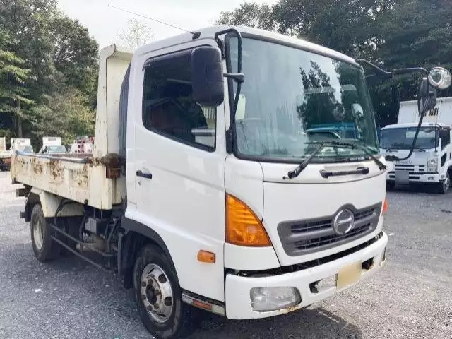 平成23年08月中古中型日野レンジャーの画像2