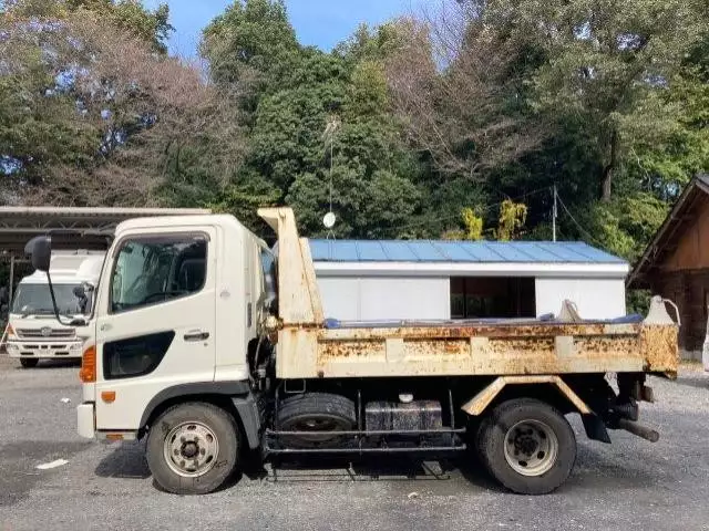 平成23年08月中古中型日野レンジャーの画像11