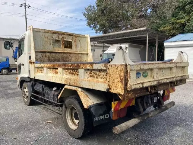 平成23年08月中古中型日野レンジャーの画像4