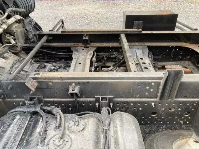 平成24年02月中古中型いすゞフォワードの画像18