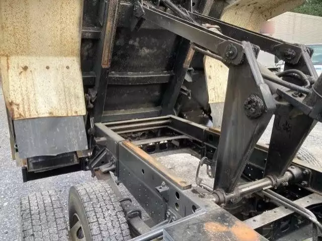 平成24年02月中古中型いすゞフォワードの画像28