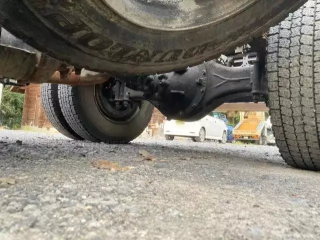 平成24年02月中古中型いすゞフォワードの画像40