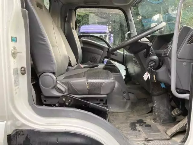 平成24年02月中古中型いすゞフォワードの画像44