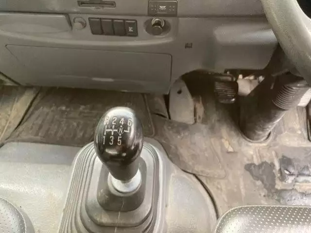 平成24年02月中古中型いすゞフォワードの画像48