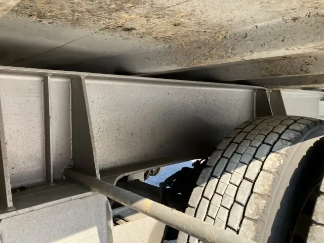 ☆車検付き(R7.7.16)☆ 令和3年 40FT2軸コンテナシャシ冷凍コンテナSET 冷凍機:サーモキング 積載:24,000㎏の画像29