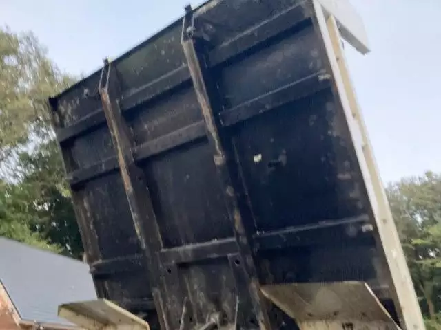 平成24年02月中古中型いすゞフォワードの画像12