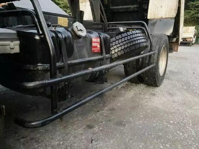 平成24年02月中古中型いすゞフォワードの画像14