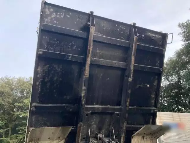 平成24年02月中古中型いすゞフォワードの画像22