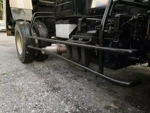 平成24年02月中古中型いすゞフォワードの画像25