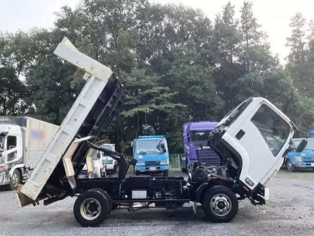 平成24年02月中古中型いすゞフォワードの画像26