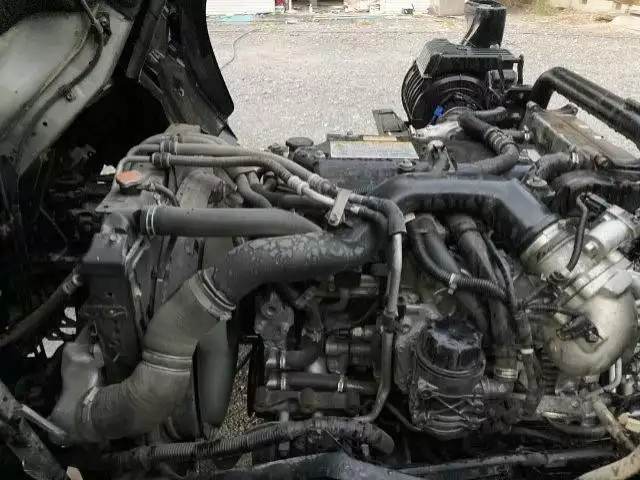 平成24年02月中古中型いすゞフォワードの画像4