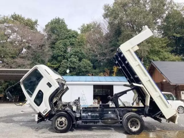 平成24年02月中古中型いすゞフォワードの画像15