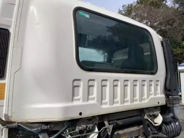 平成24年02月中古中型いすゞフォワードの画像16