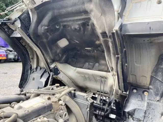 平成24年02月中古中型いすゞフォワードの画像9