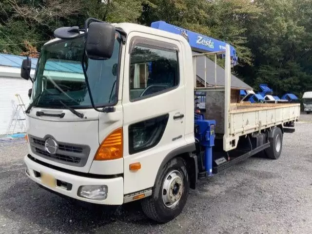 平成24年10月中古中型日野レンジャーの画像1