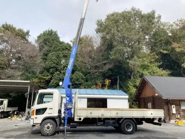 平成24年10月中古中型日野レンジャーの画像16