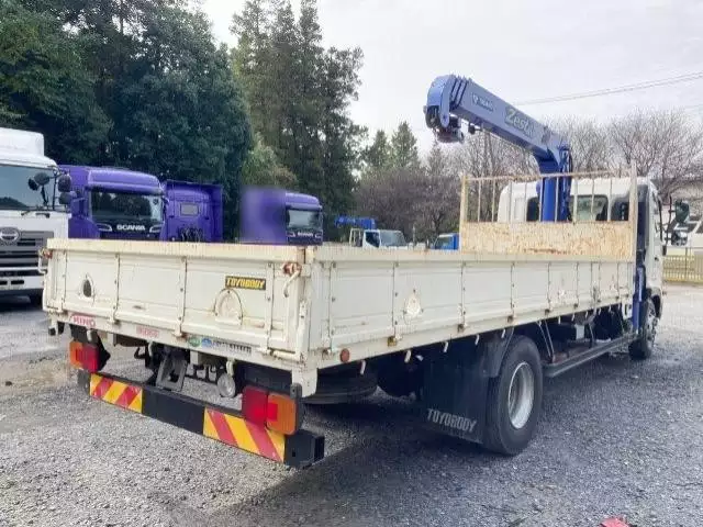 平成24年10月中古中型日野レンジャーの画像3