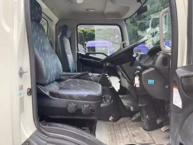 平成24年10月中古中型日野レンジャーの画像42