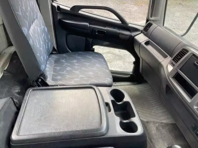 平成24年10月中古中型日野レンジャーの画像44