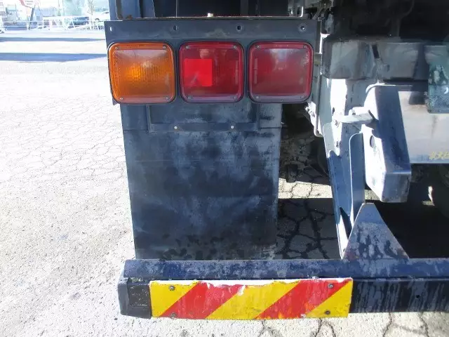 平成25年10月中古大型ダンプ三菱ふそうスーパーグレートの画像13
