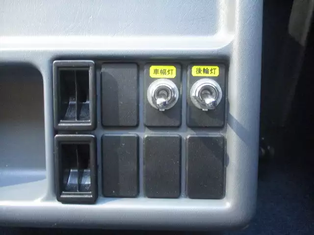 令和02年05月中古増トンいすゞフォワードの画像40