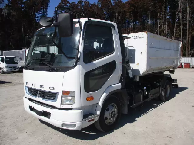 令和02年01月中古中型三菱ふそうファイターの画像1