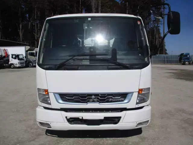 令和02年01月中古中型三菱ふそうファイターの画像2