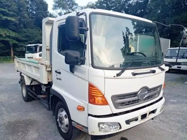 平成27年03月中古中型日野レンジャーの画像2