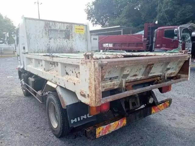 平成27年03月中古中型日野レンジャーの画像4