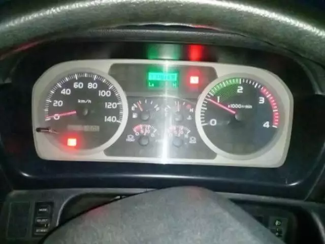 平成27年03月中古中型日野レンジャーの画像44