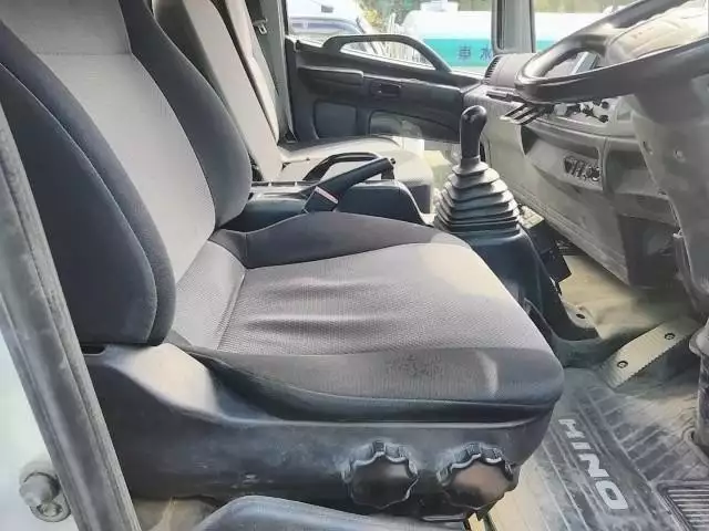 平成27年03月中古中型日野レンジャーの画像46