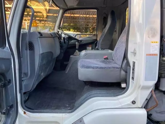 平成21年09月中古中型三菱ふそうファイターの画像11