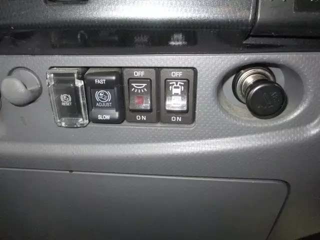 令和03年02月中古増トンアルミバン・ウィングいすゞフォワードの画像41