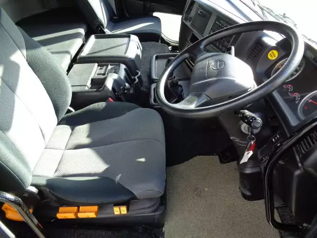 平成27年08月中古大型日野プロフィアの画像29