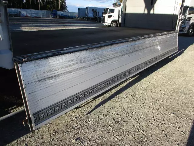 平成30年12月中古中型アルミバン・ウィング日野レンジャーの画像29