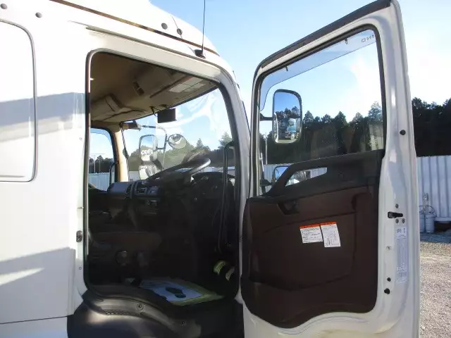 平成30年12月中古中型アルミバン・ウィング日野レンジャーの画像38