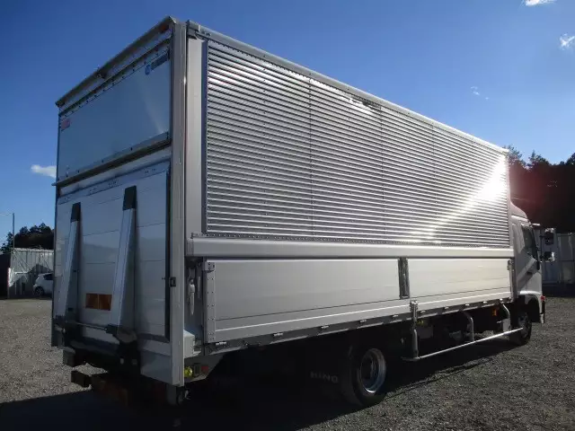 平成30年12月中古中型アルミバン・ウィング日野レンジャーの画像5