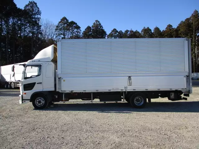 平成30年12月中古中型アルミバン・ウィング日野レンジャーの画像8