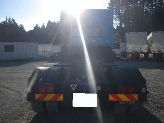 平成25年12月中古大型トラクタヘッド日産UD国産車その他の画像6