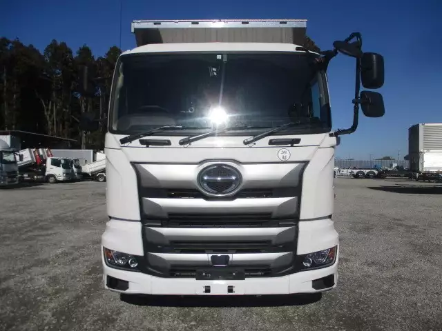 令和03年11月中古大型日野プロフィアの画像2