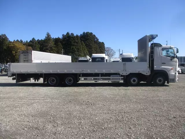 令和03年11月中古大型日野プロフィアの画像4