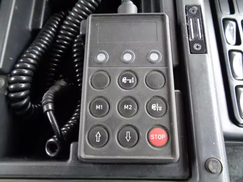 平成26年02月中古大型トラクタヘッド三菱ふそうスーパーグレートの画像30