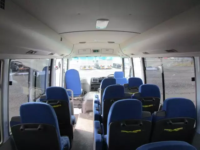 平成26年10月中古その他バス三菱ふそうローザの画像16