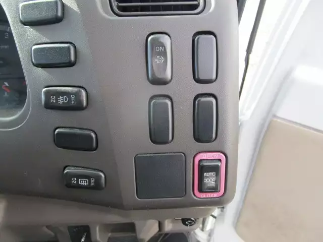 平成26年10月中古その他バス三菱ふそうローザの画像9