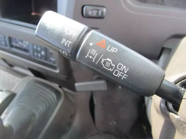 平成26年10月中古その他バス三菱ふそうローザの画像10