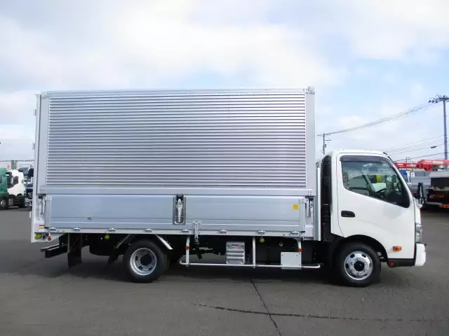 令和04年05月中古小型アルミバン・ウィング日野デュトロの画像4