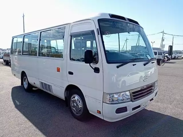 平成27年01月中古小型バス日野リエッセⅡの画像2